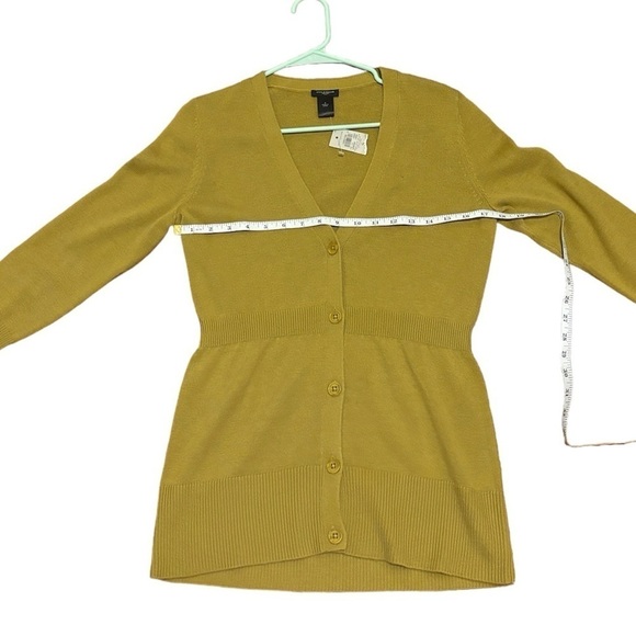 Ann Taylor tunic length cardigan sweater. Very soft material! Size small - Picture 7 of 8
